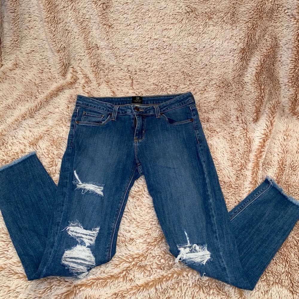 Just Black ripped skinny blue Jeans